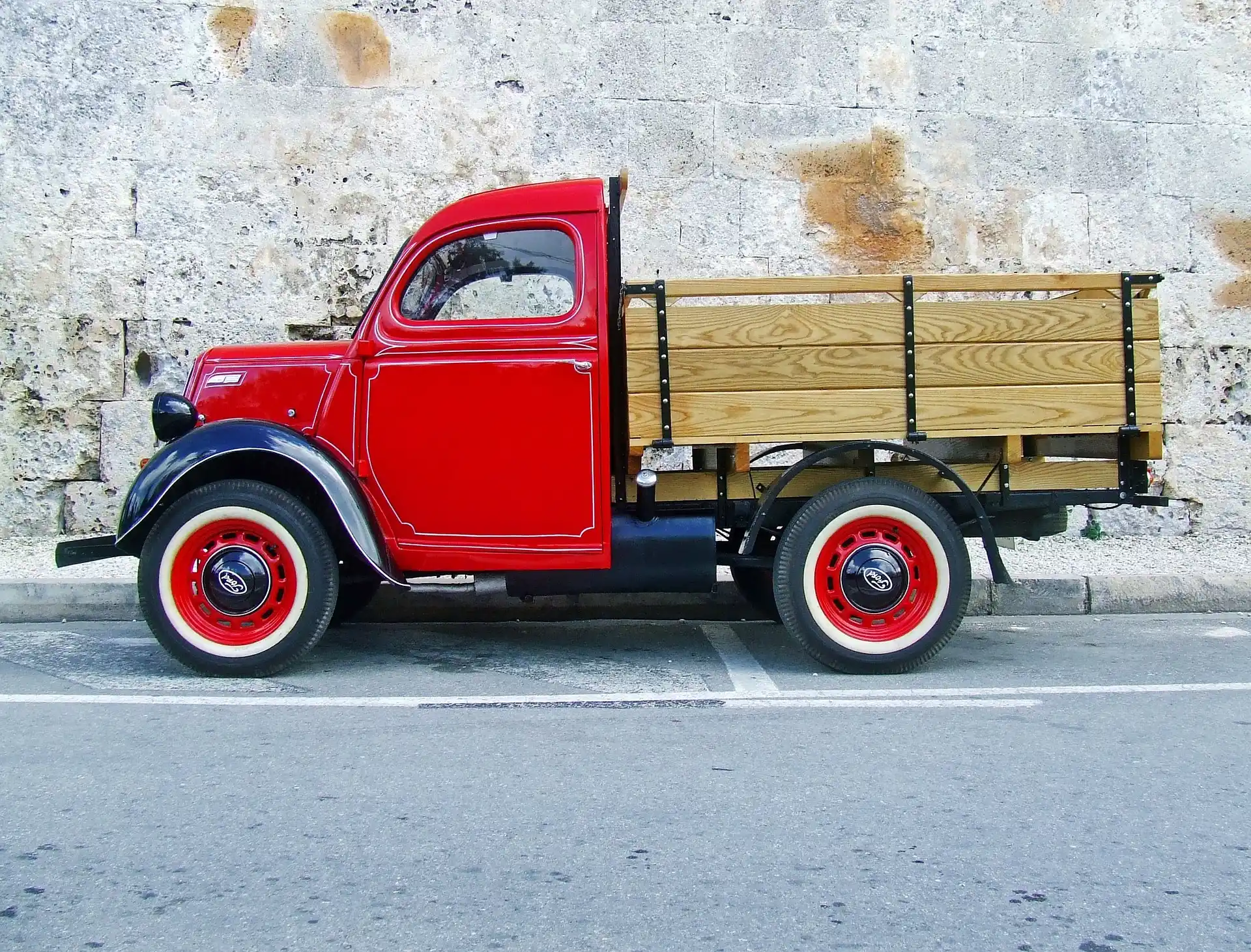 Camion-Livraison-Fordson 1955 Le Jardin de Léon